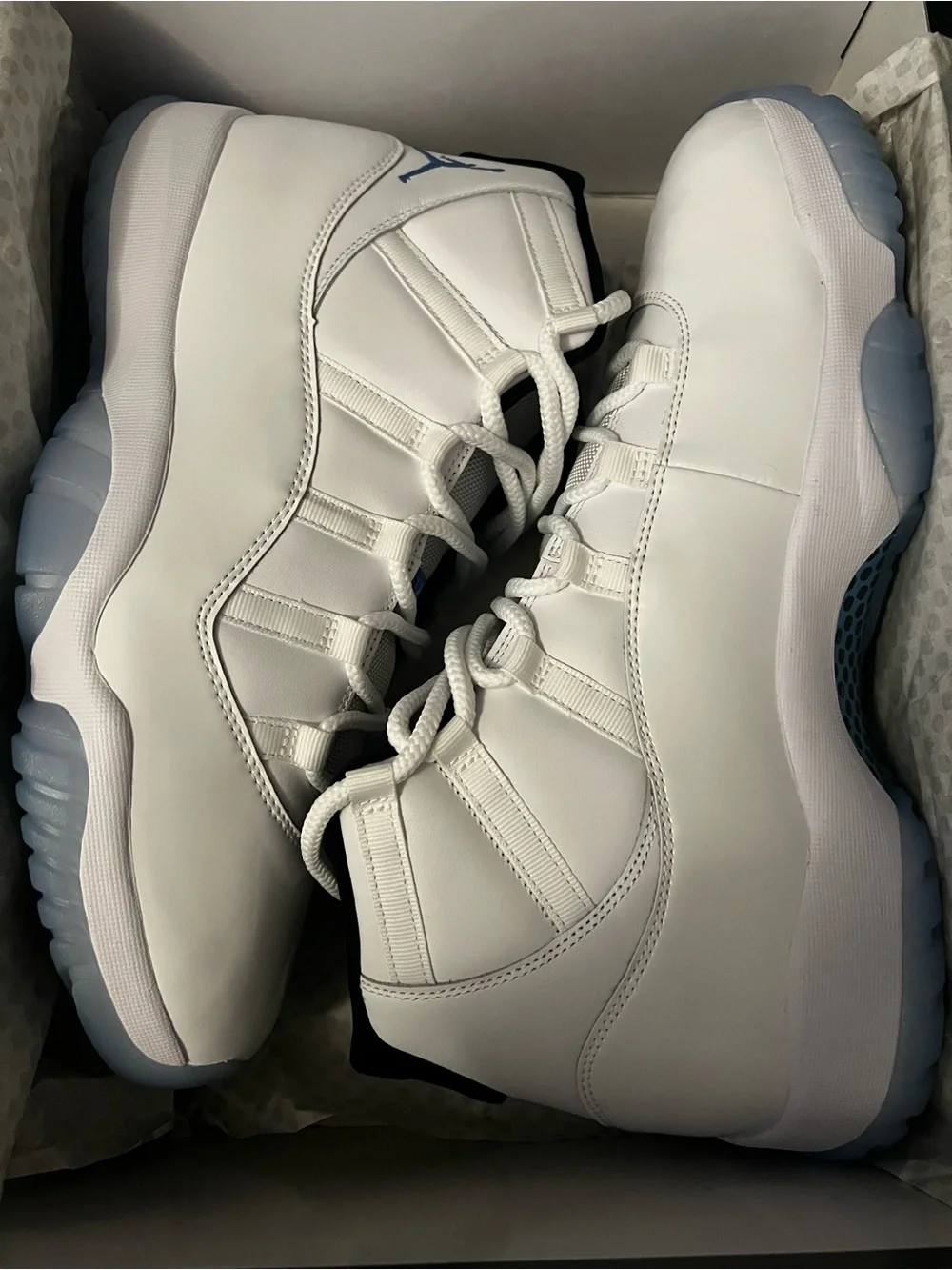 Jordan 11 Retro Men’s White/Icy Blue High-Top Sneakers